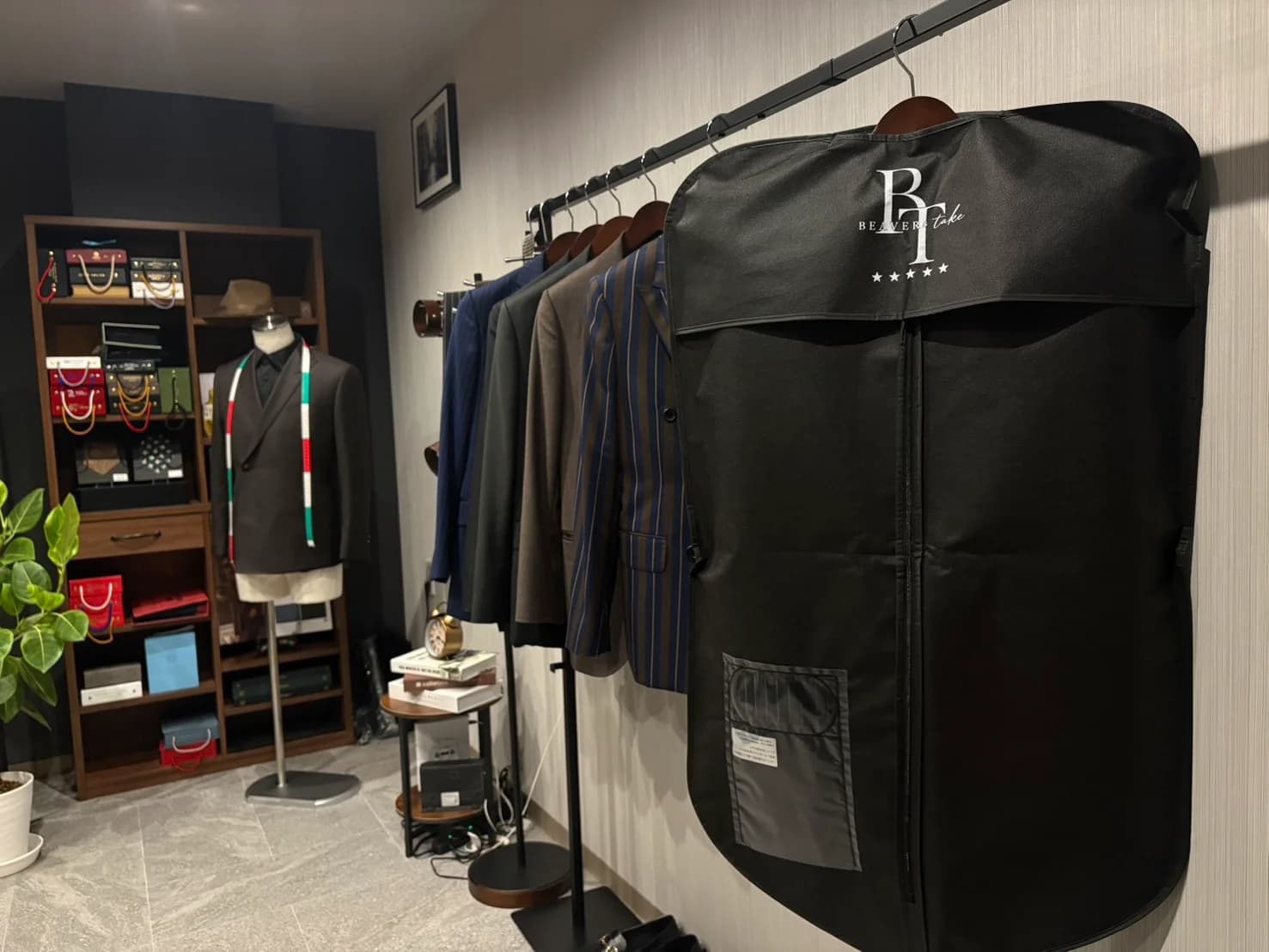 BEAVERs take のガーメントバッグでお渡しする納品イメージ